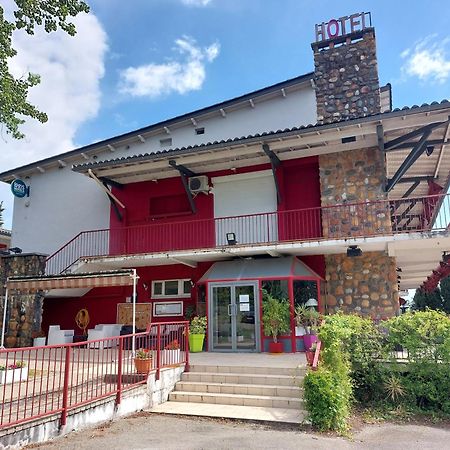 Grisolles  Logis Hotels - Hotel Et Restaurant Le Relais Des Garrigues מראה חיצוני תמונה